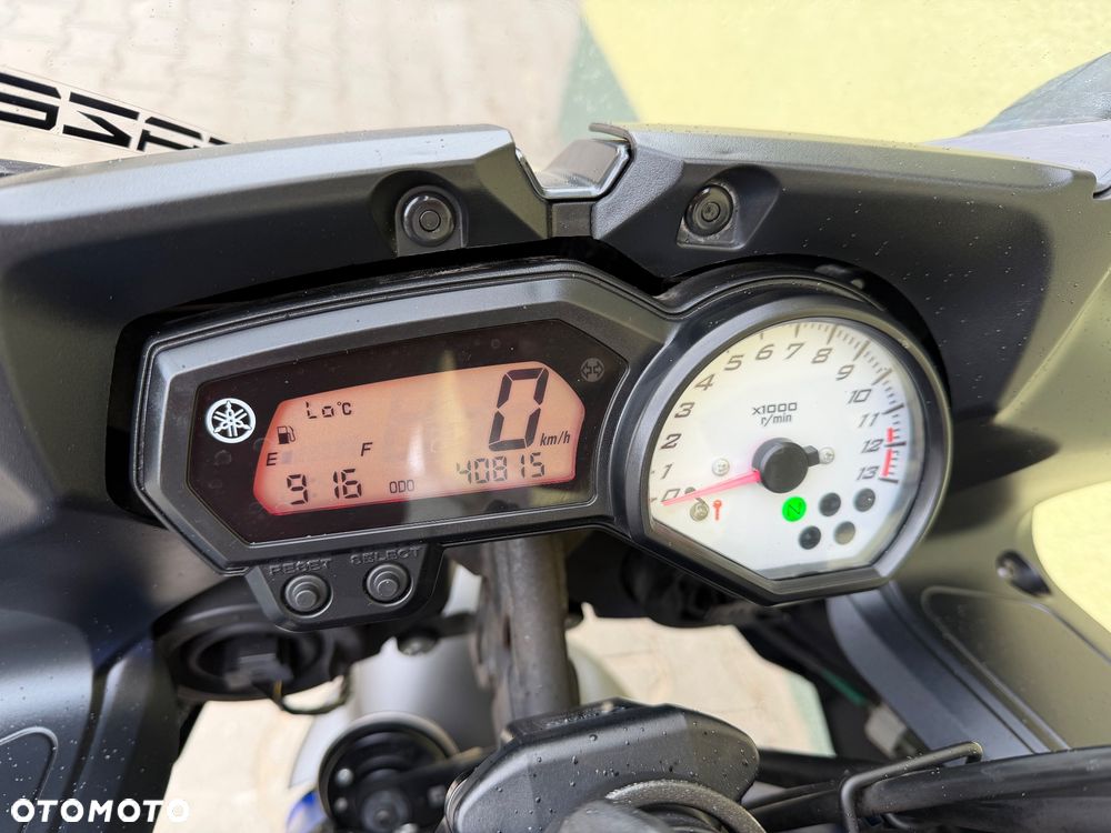 Yamaha FZ8 - 37