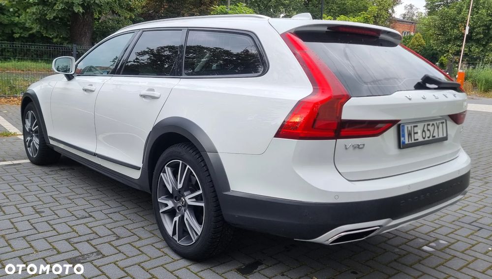 Volvo V90 Cross Country B5 D AWD Ultimate - 5