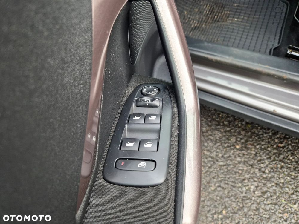 Peugeot 2008 120 VTI Active - 23