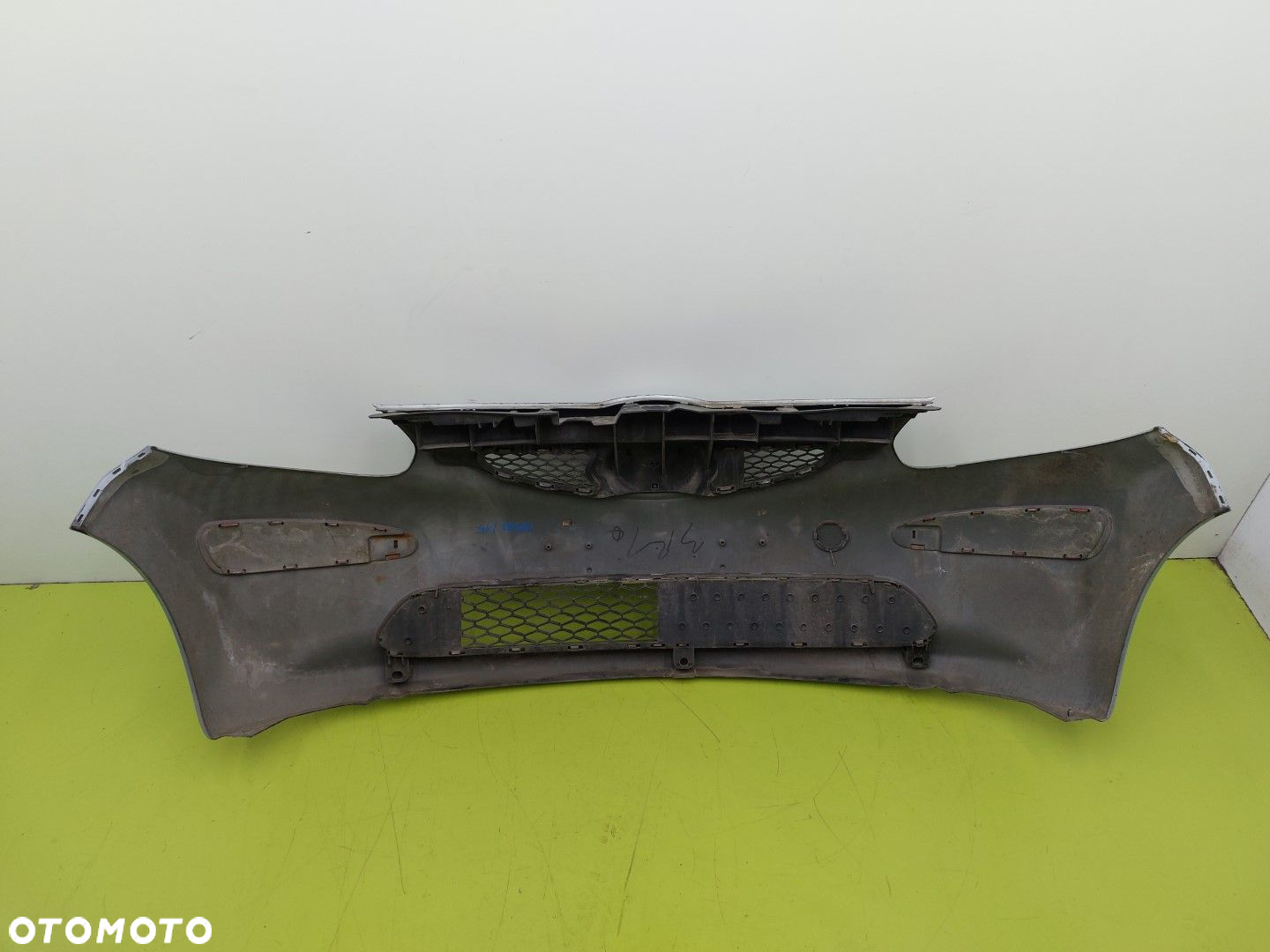 Zderzak przód przedni Toyota Aygo  I 2005-2014R LAK: 8R0 NIEBIESKI - 5