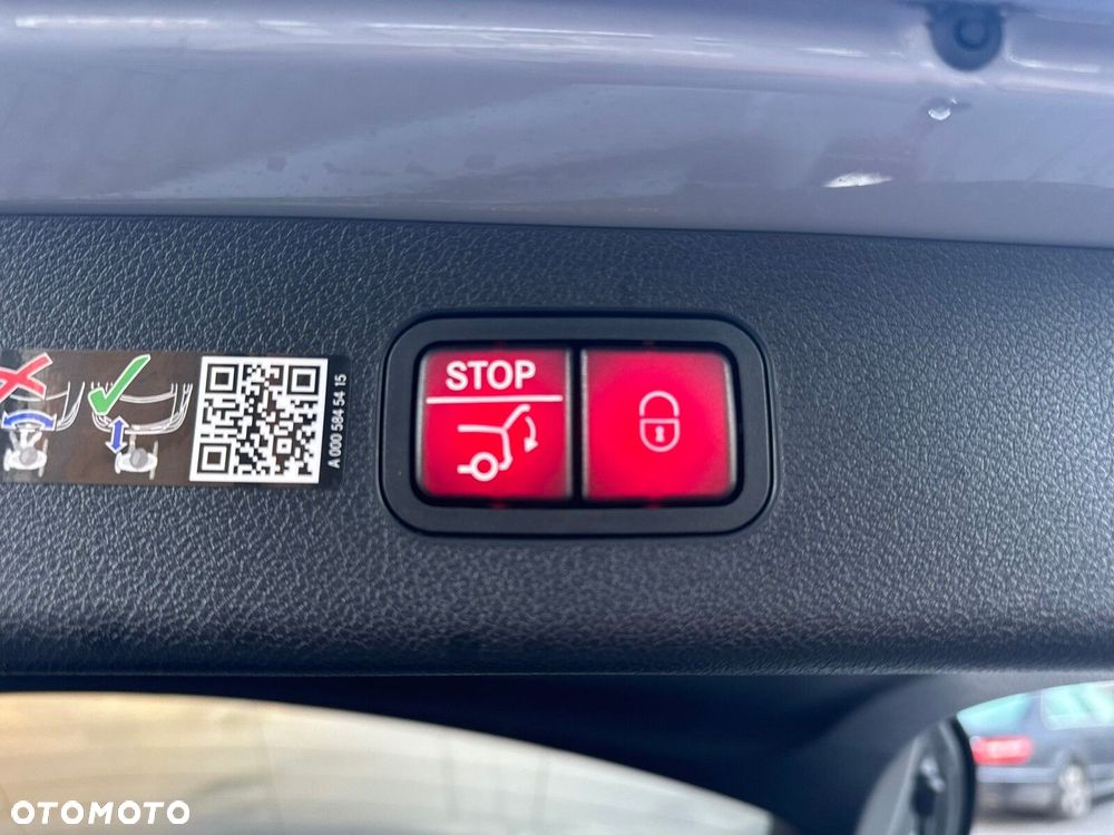 Mercedes-Benz Klasa E - 21