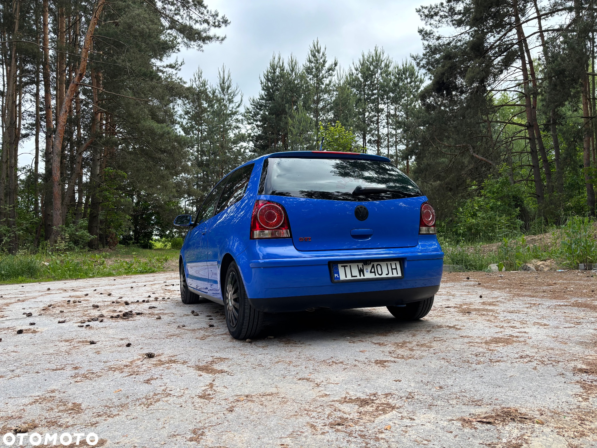 Volkswagen Polo 1.4 16V Sportline - 2