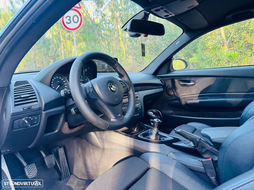 BMW 118 d Pack M - 20
