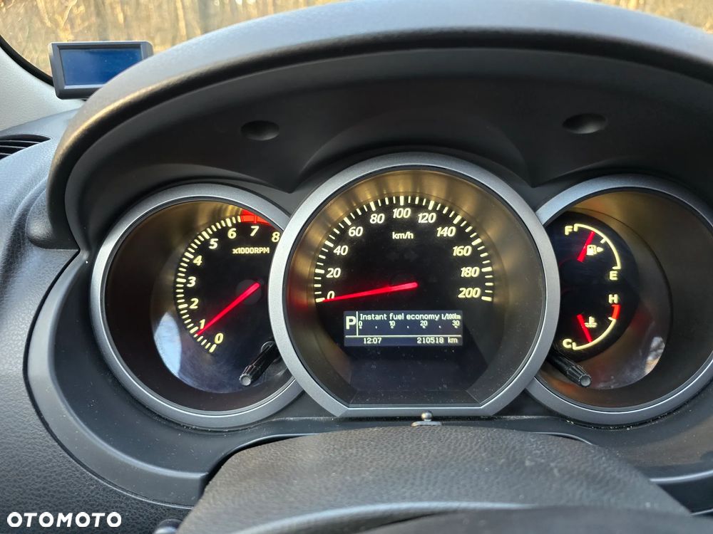 Suzuki Grand Vitara 2.0 De Luxe - 14