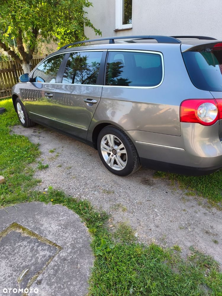 Volkswagen Passat - 6