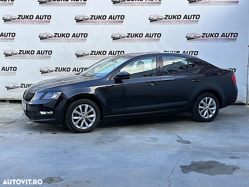 Skoda Octavia 1.6 TDI DSG Style - 3