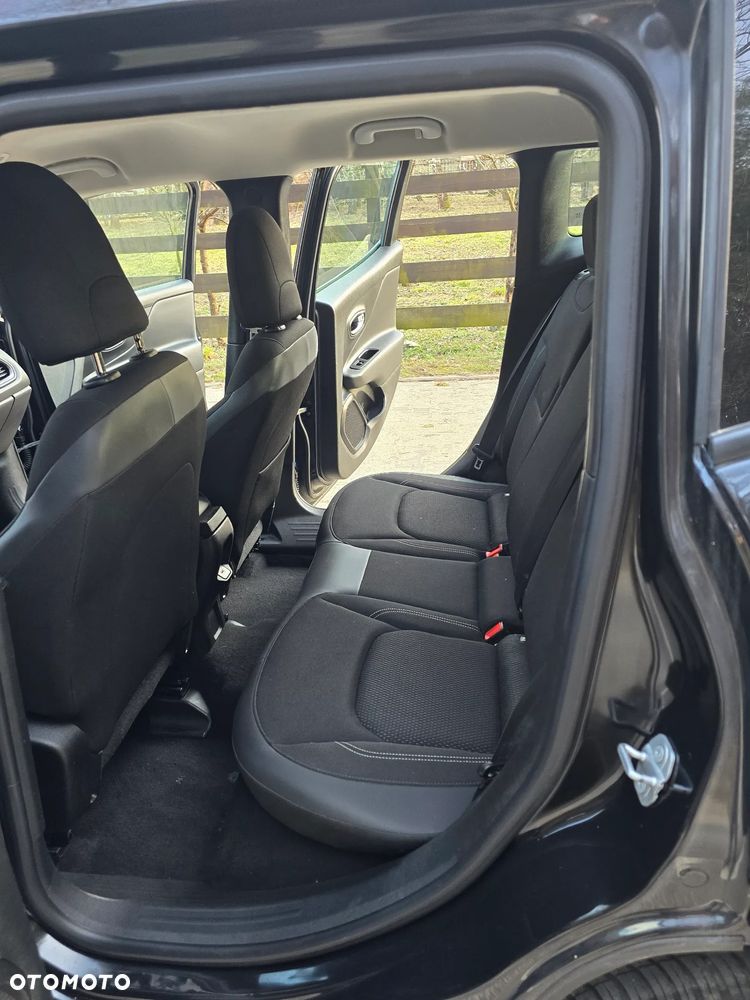 Jeep Renegade 1.3 T-GDI Automatik Limited - 23