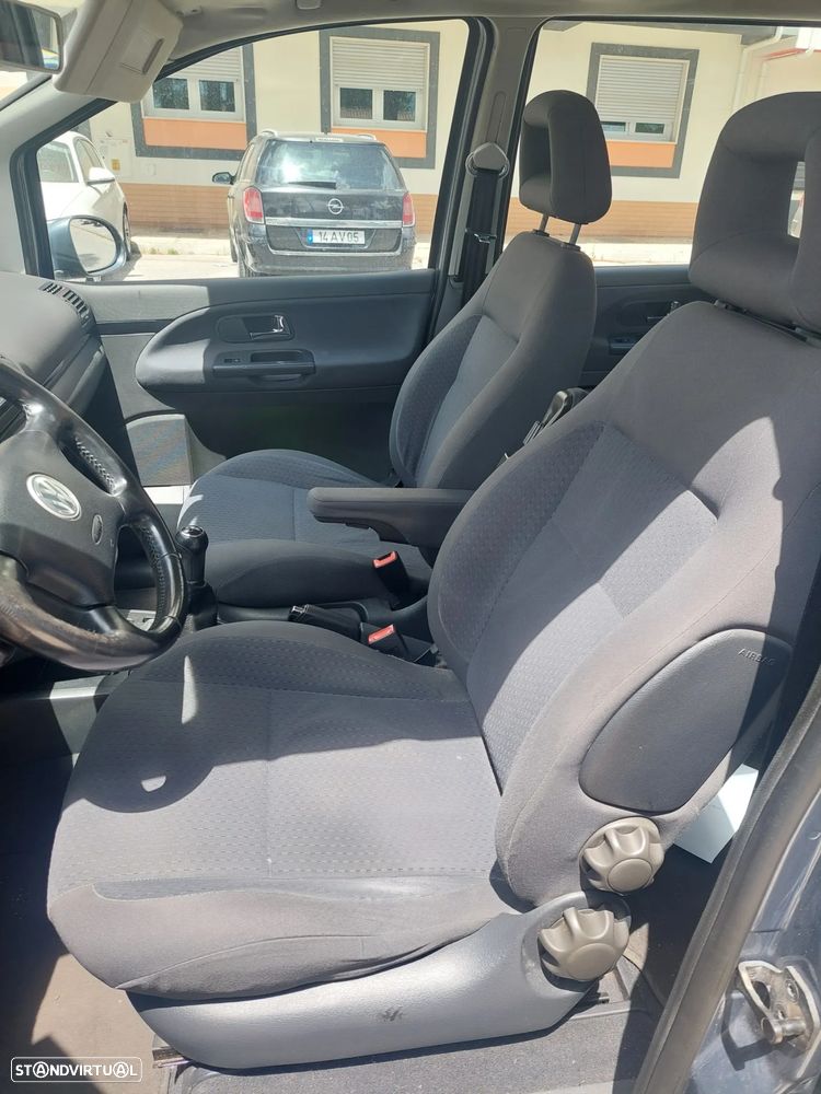 VW Sharan 2.0 TDi BlueMotion - 10