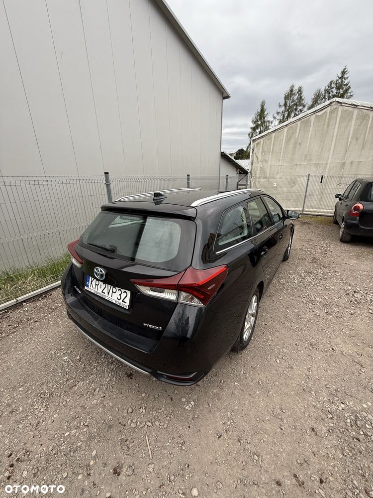 Toyota Auris 2018 photo 3