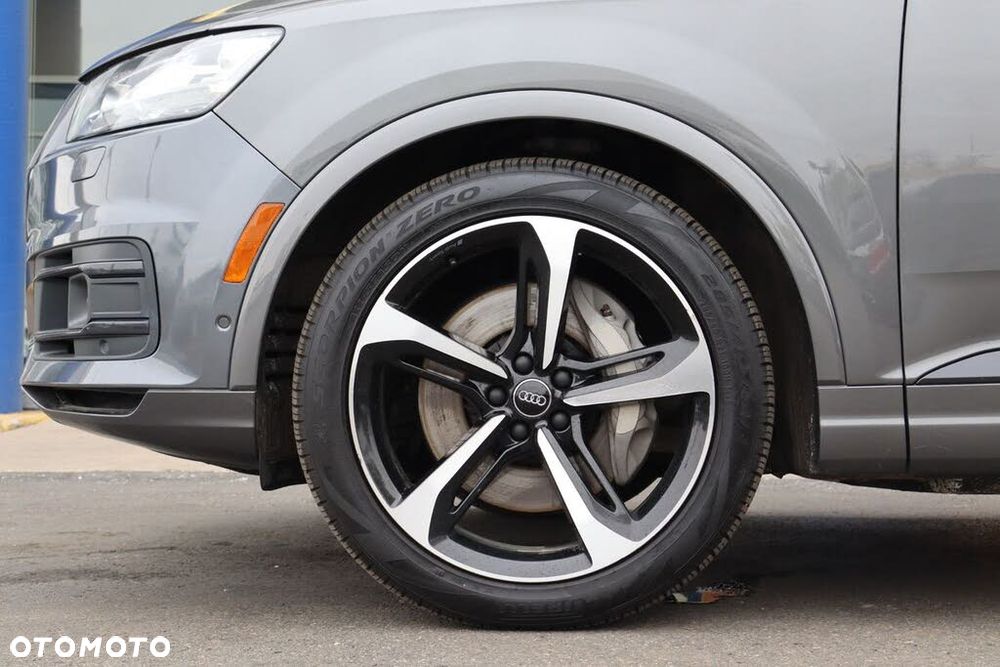 Audi Q7 3.0 TFSI Quattro Tiptr - 9