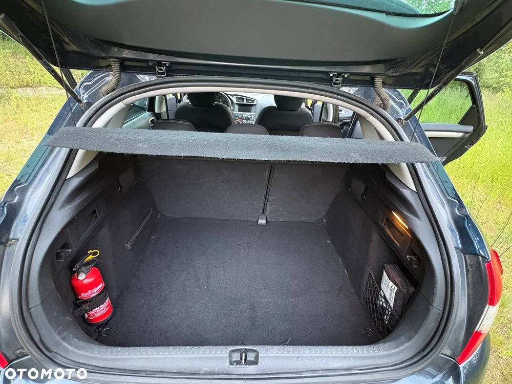 Citroën C4 1.6 HDi Selection - 16
