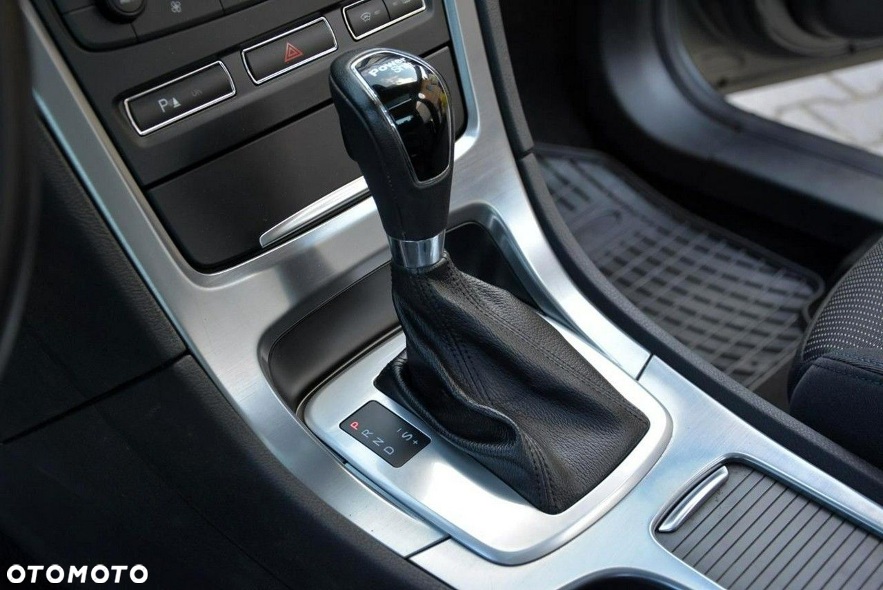 Ford Mondeo 2.0 EcoBoost Titanium - 31