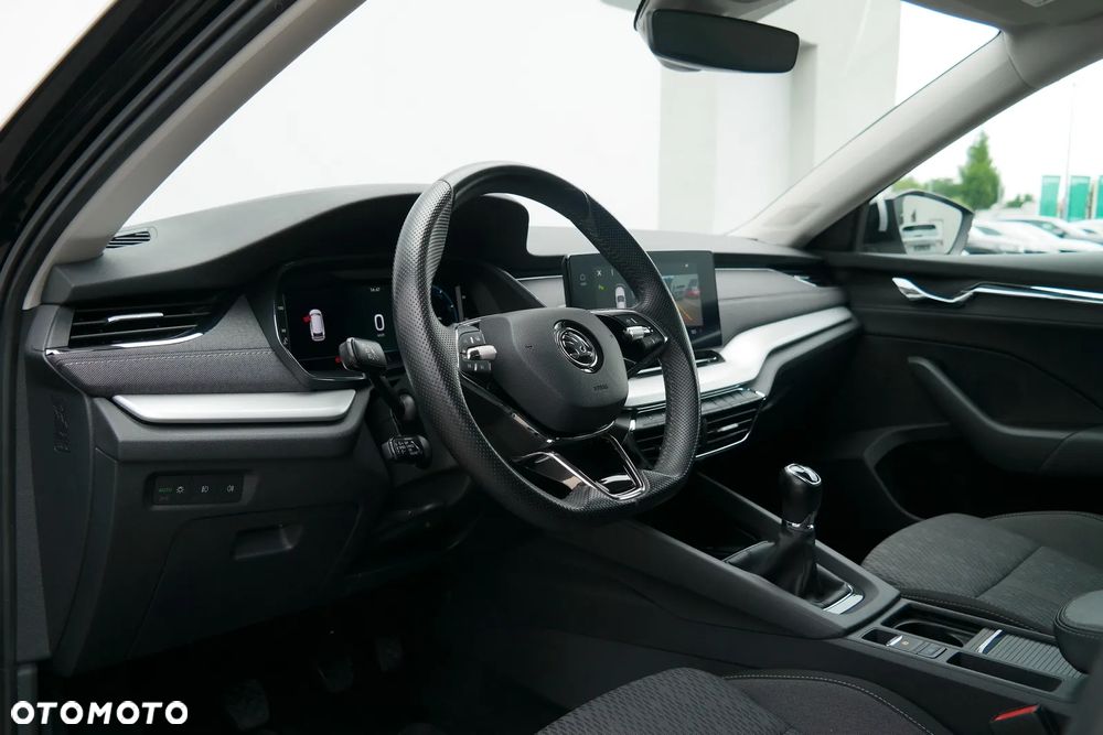Skoda Octavia 1.5 TSI ACT Style - 8