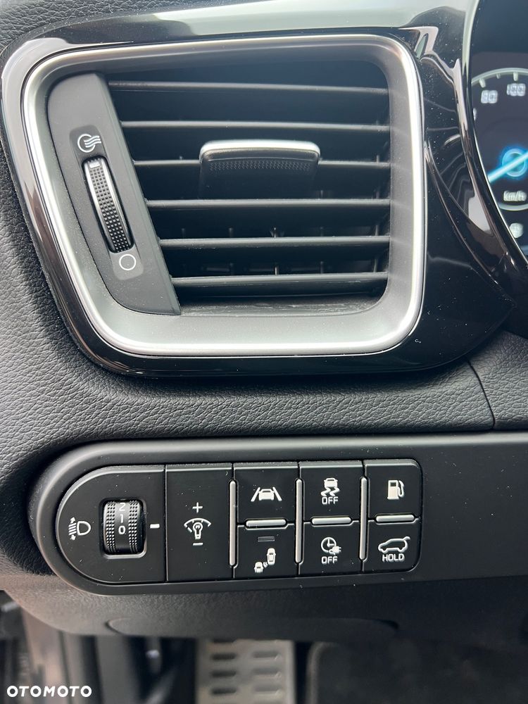 Kia XCeed - 38