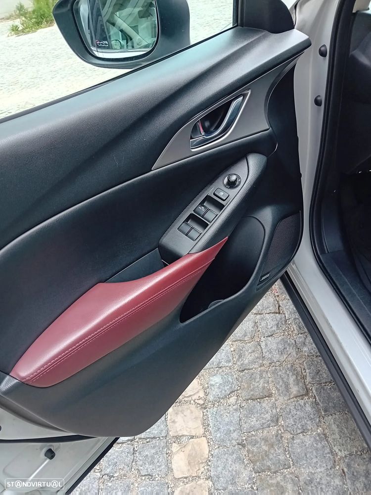 Mazda CX-3 1.5 Sky.Excellence Navi - 13