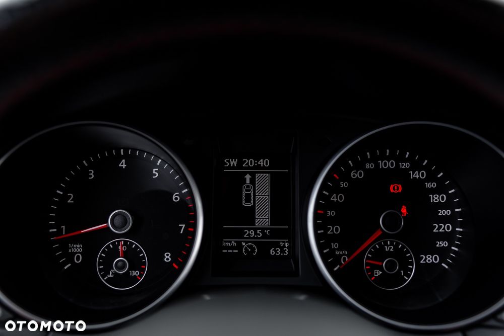 Volkswagen Golf 2.0 GTI - 38