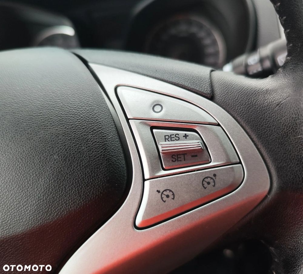 Hyundai ix20 1.4 Trend - 24