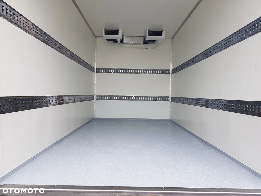 Mercedes-Benz Sprinter CHŁODNIA IZOTERMA 8EP AGREGAT ZANOTTI 4,22x2,15x2,30 KLIMA 314 CDI - 24