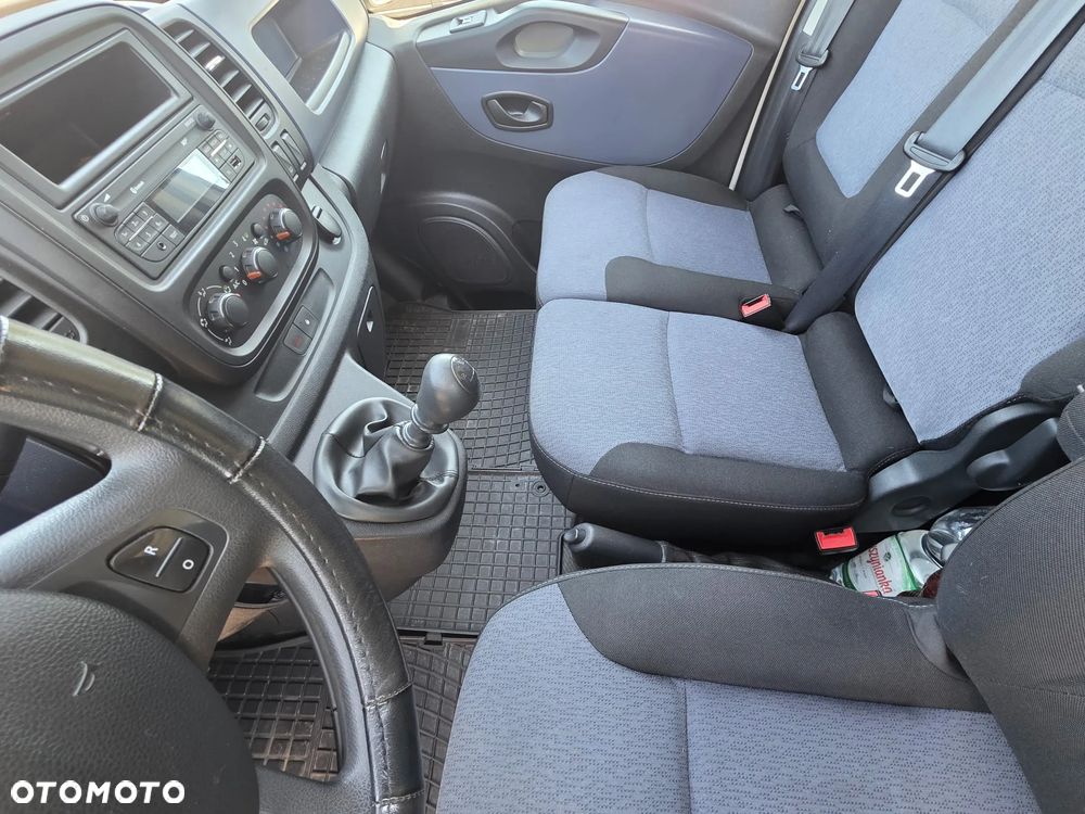 Opel Vivaro 2016 photo 4