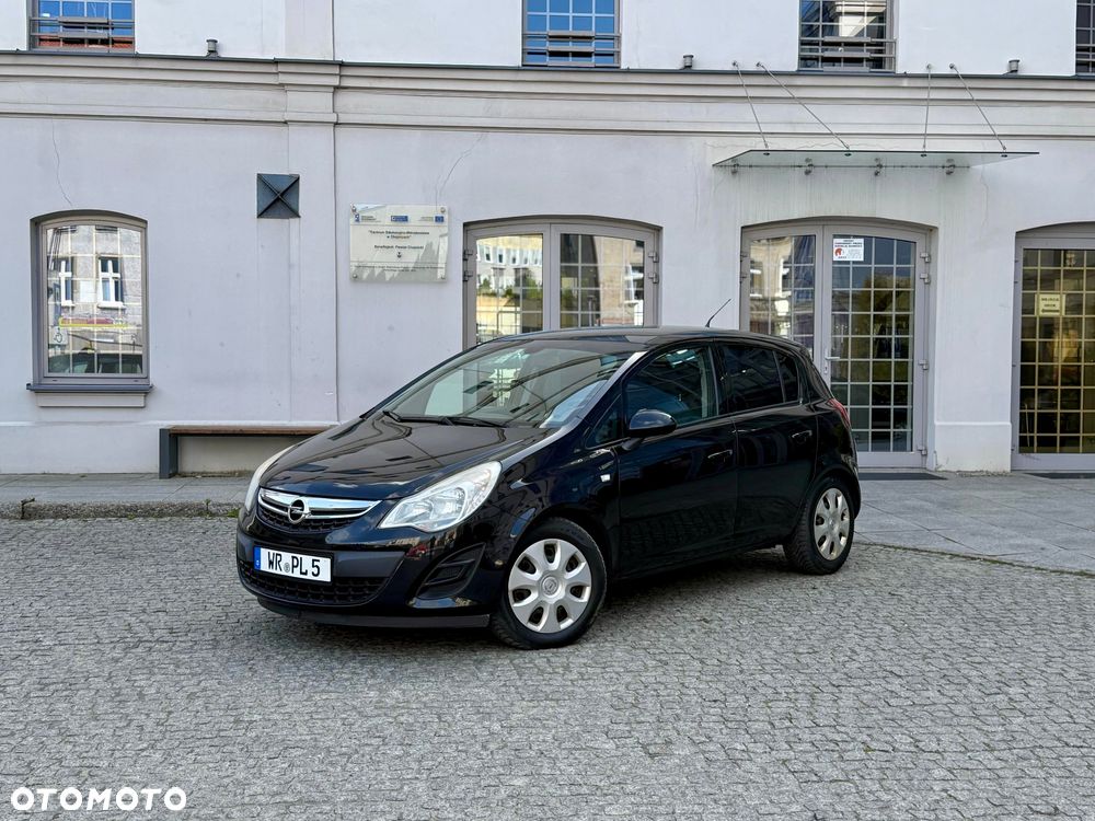 Opel Corsa 1.2 16V Cosmo - 1