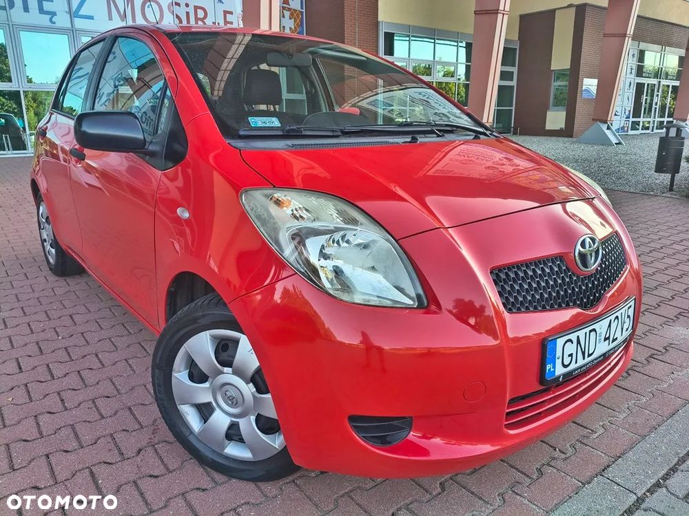 Toyota Yaris 1.0 VVT-i Team - 1
