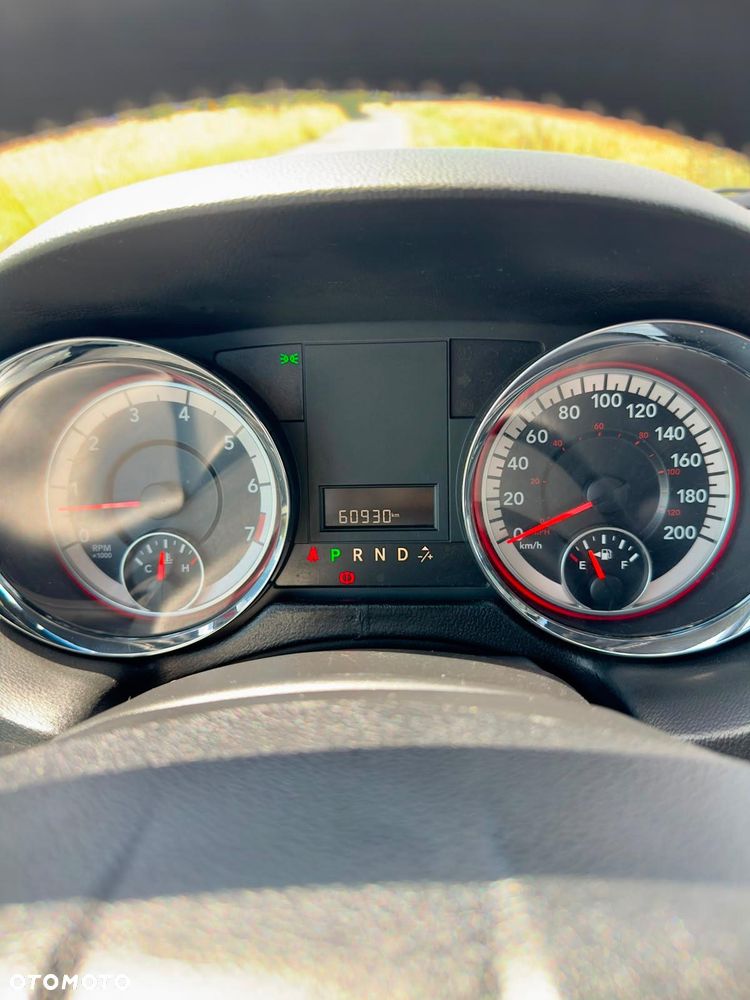 Dodge Grand Caravan 3.6 R/T - 11