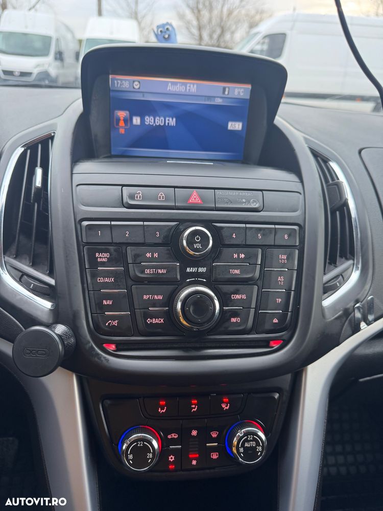 Opel Zafira - 16