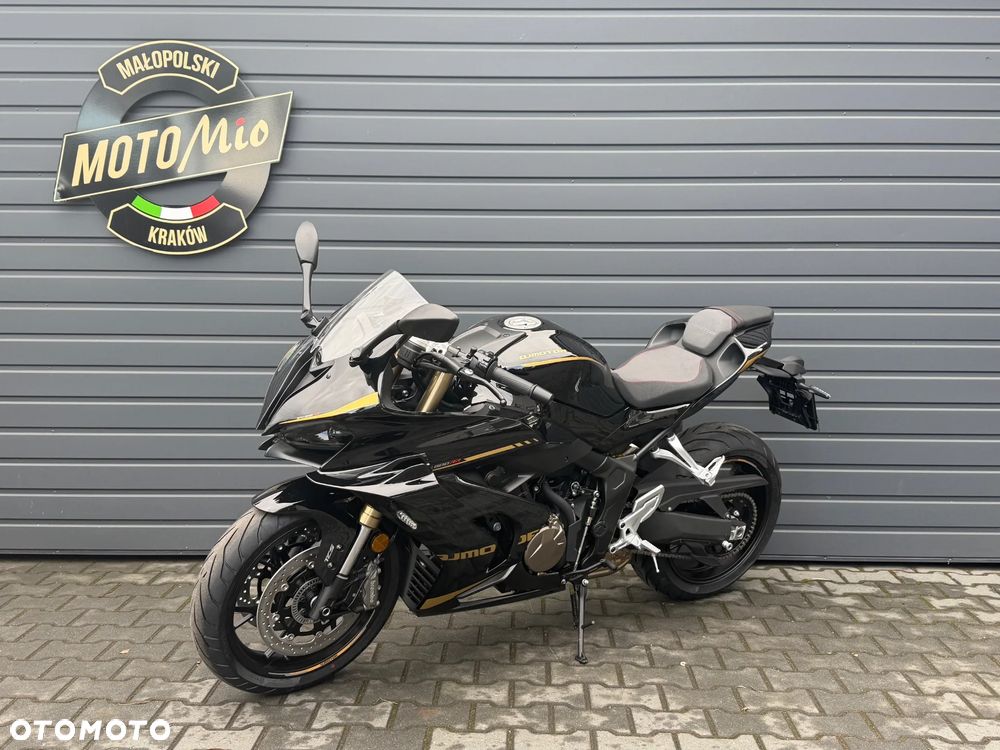 QJMOTOR SRK 800RR - 1