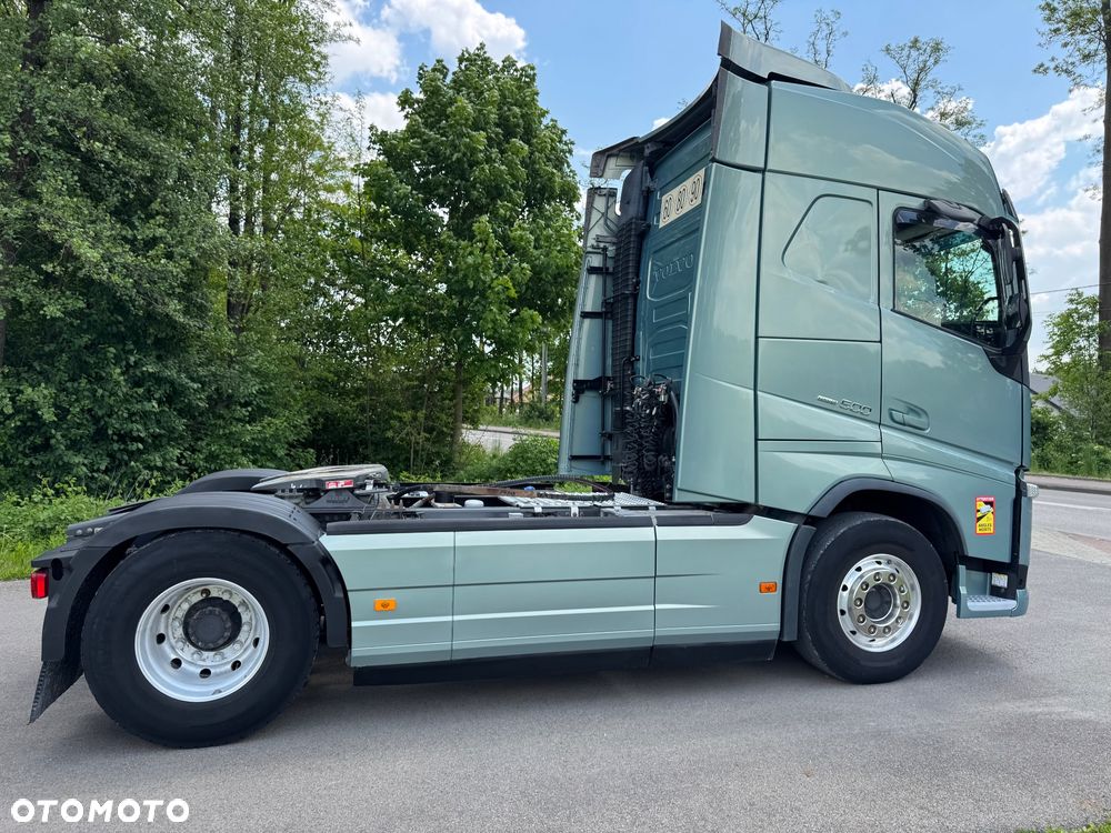 Volvo - 3