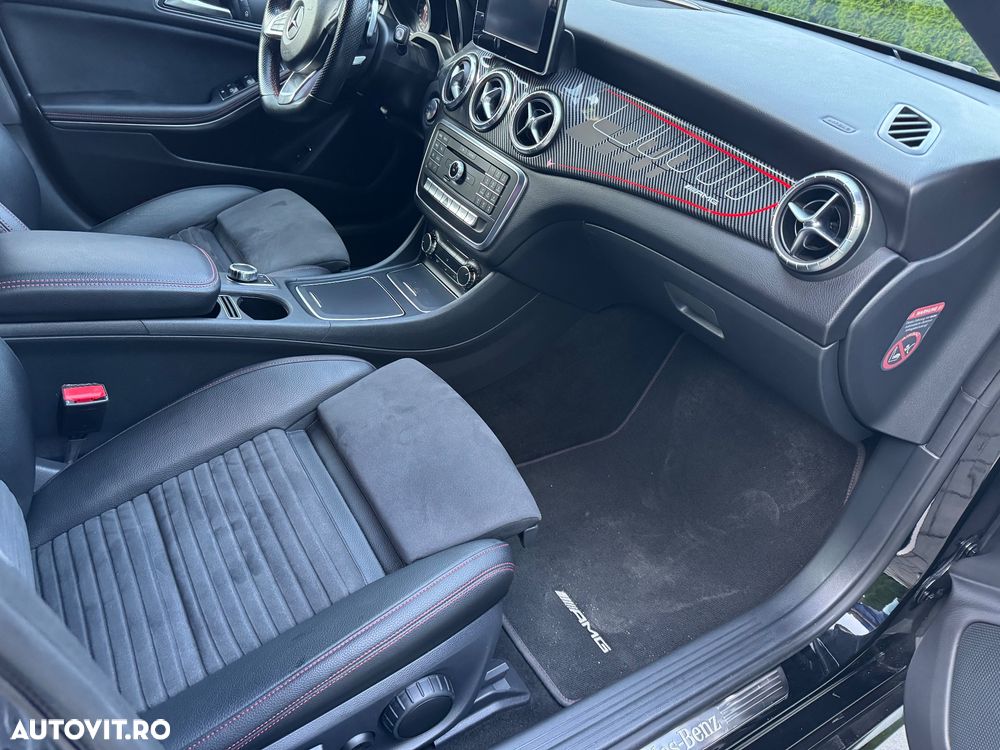 Mercedes-Benz CLA 250 - 32