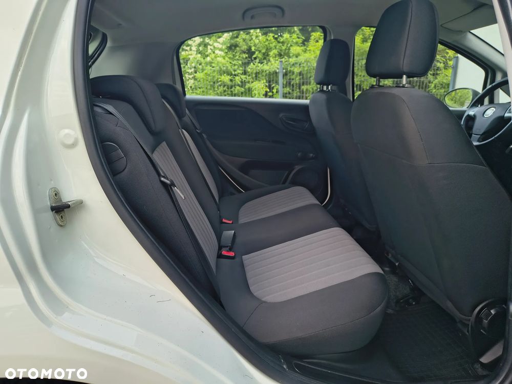 Fiat Punto 1.4 Young - 17
