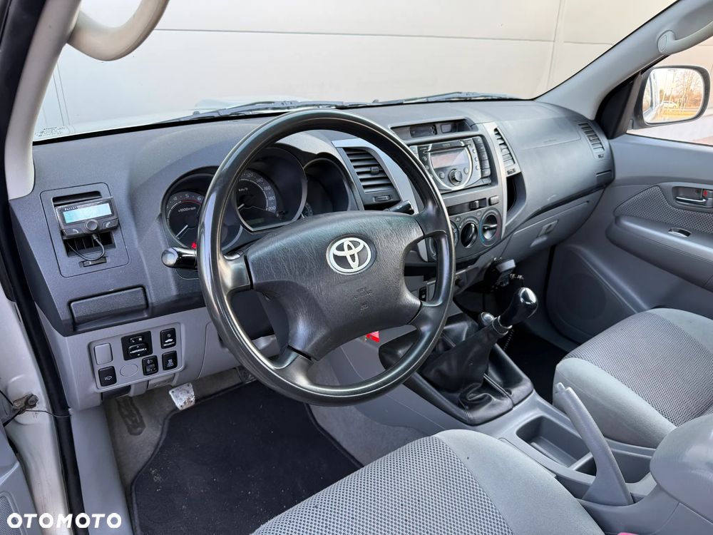 Toyota Hilux - 9