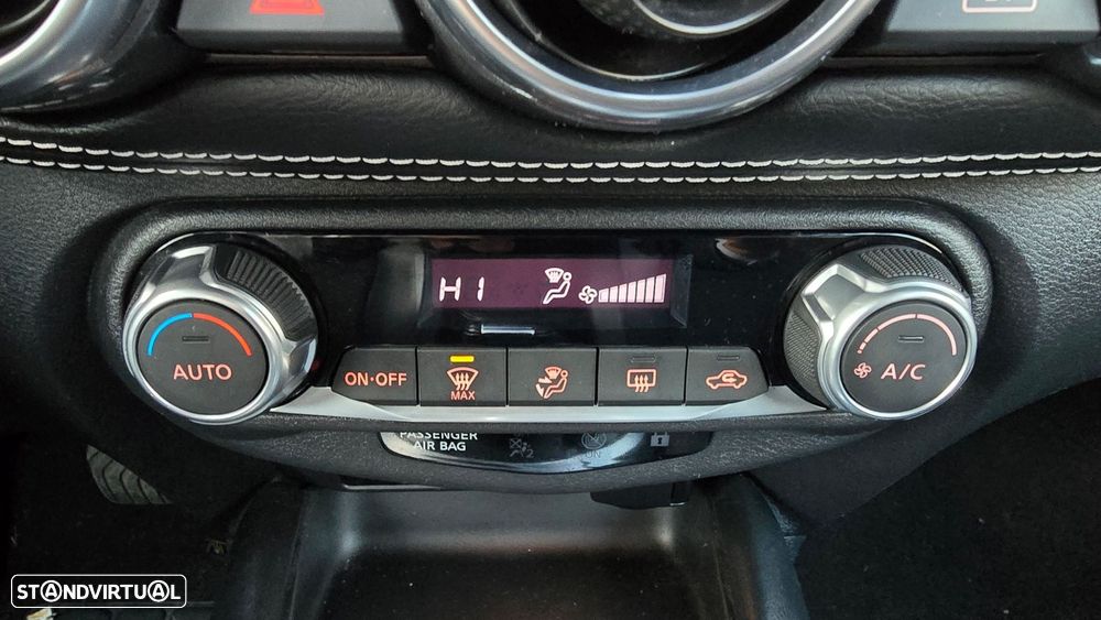 Nissan Juke 1.6 Hybrid N-Connecta - 35