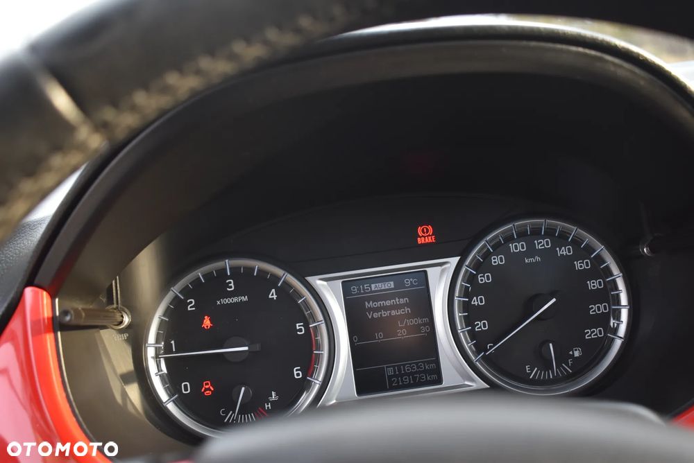 Suzuki Vitara 1.6 DDiS (4x4) Allgrip Comfort - 26