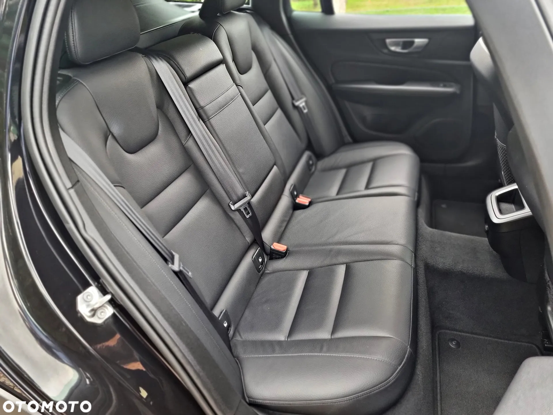Volvo V60 Cross Country B4 D AWD Geartronic Pro - 16
