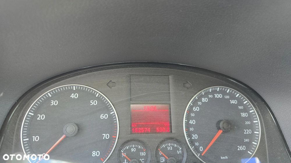 Volkswagen Touran 1.4 TSI Cross - 11