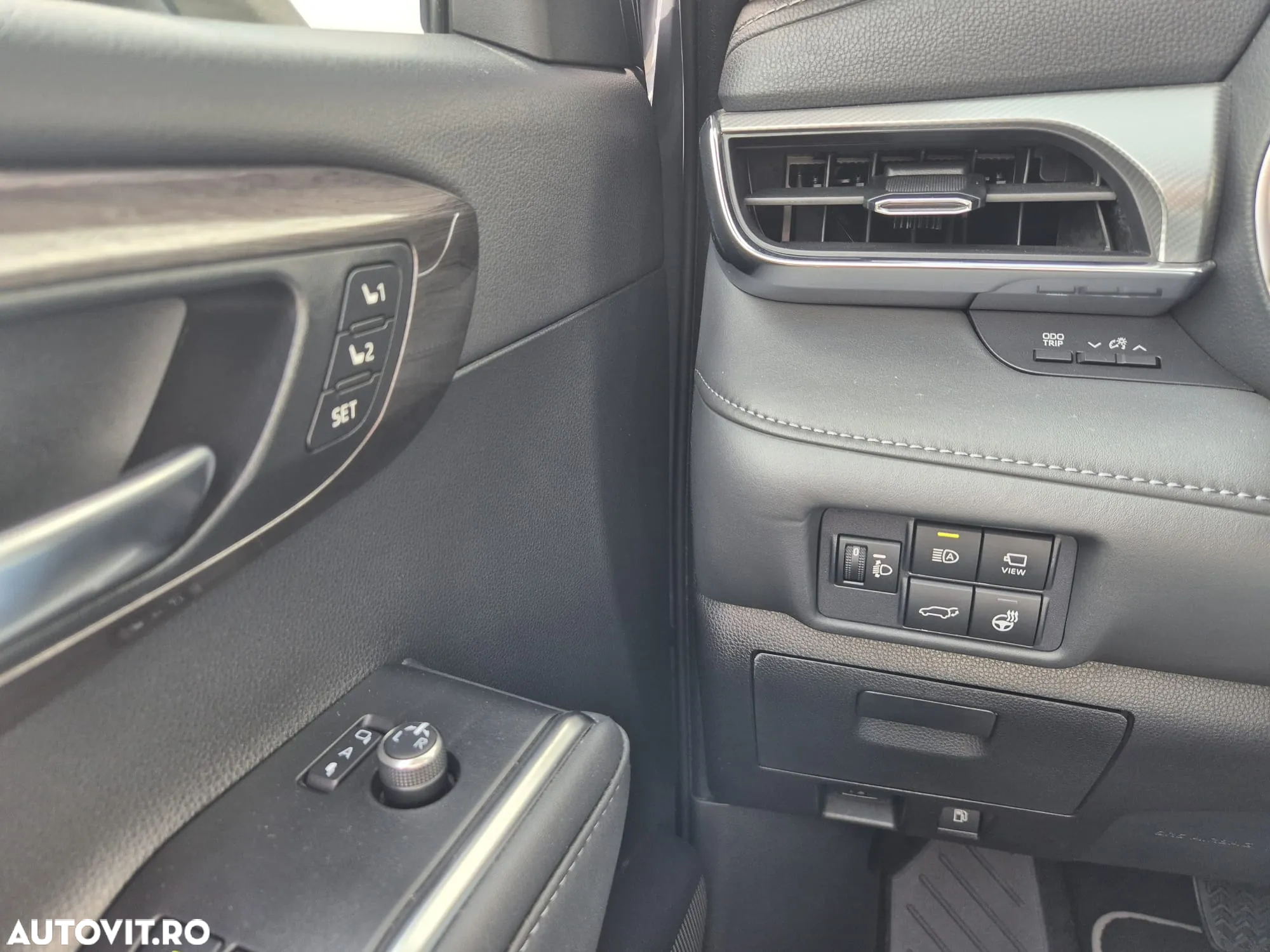Toyota Highlander 2.5 L Hybrid Dynamic Force 248CP Luxury Metallic - 14