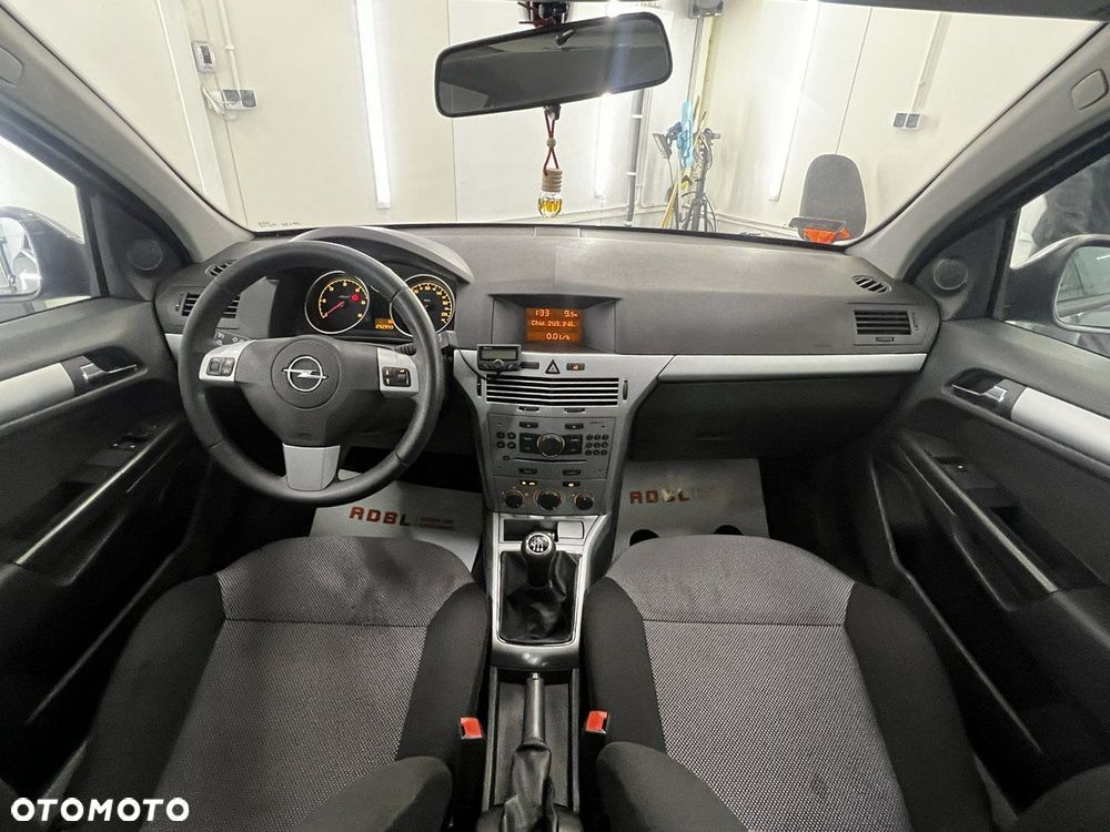 Opel Astra - 9