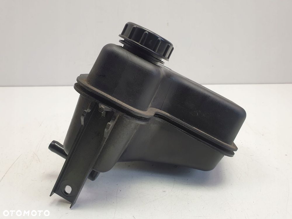 PEUGEOT 407 2.7 HDI ZBIORNICZEK PŁYNU WSPOMAGANIA - 4