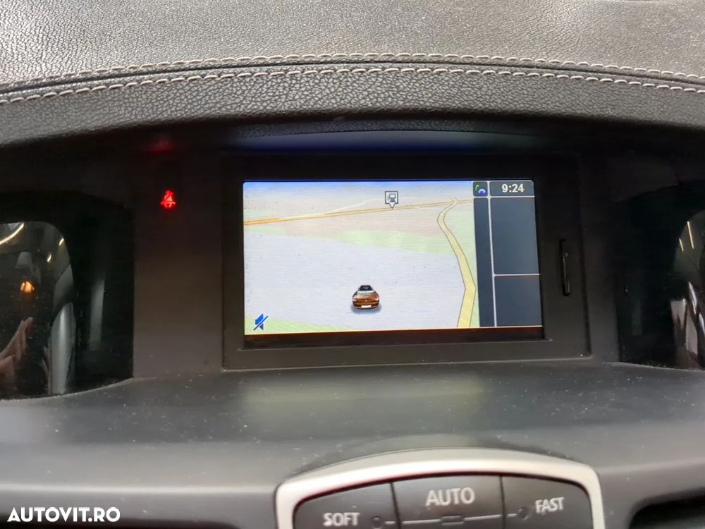 Renault Laguna Grandtour dCi 175 FAP Aut. Initiale - 11