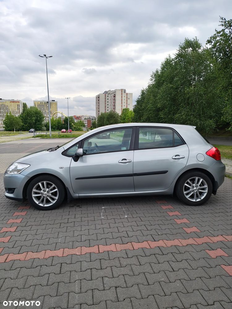 Toyota Auris 1.6 Sol - 5