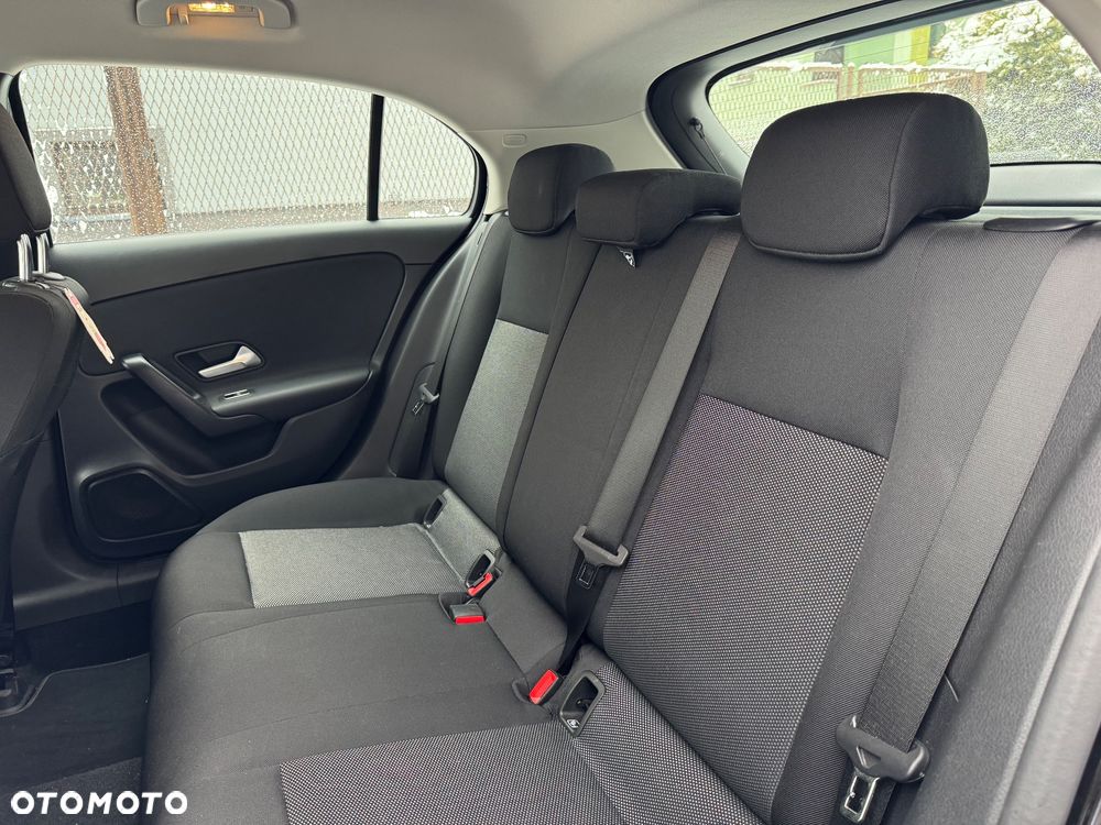 Mercedes-Benz Klasa A 250 E Style 8G-DCT - 12