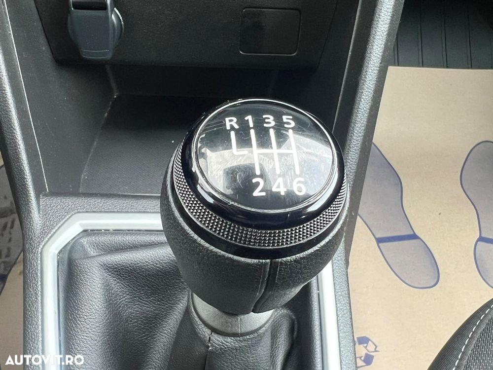 Dacia Logan ECO-G 100 MT6 Journey - 19