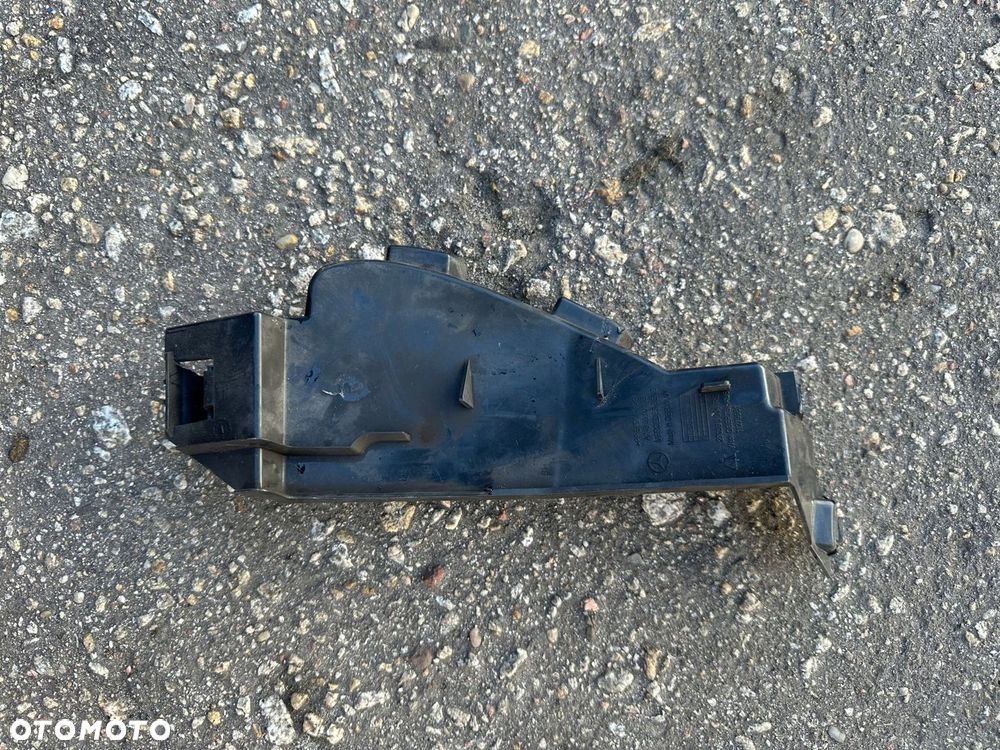 MERCEDES W246 B KLASA WLOT POWIETRZA PRAWY A2468880138 - 2