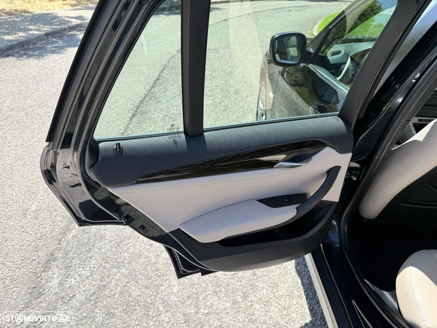BMW X1 23 d xDrive Auto - 13