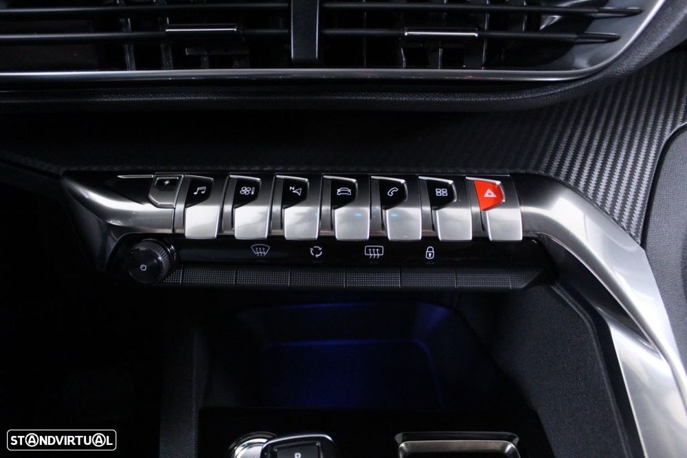 Peugeot 3008 1.6 Hybrid Allure Pack e-EAT8 - 29