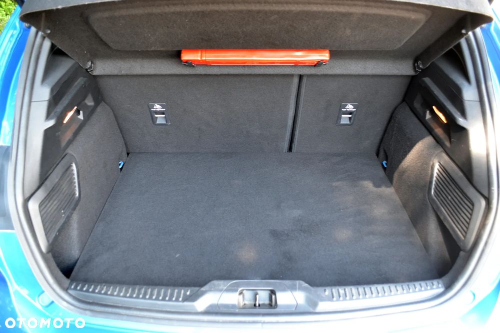 Ford Focus - 28