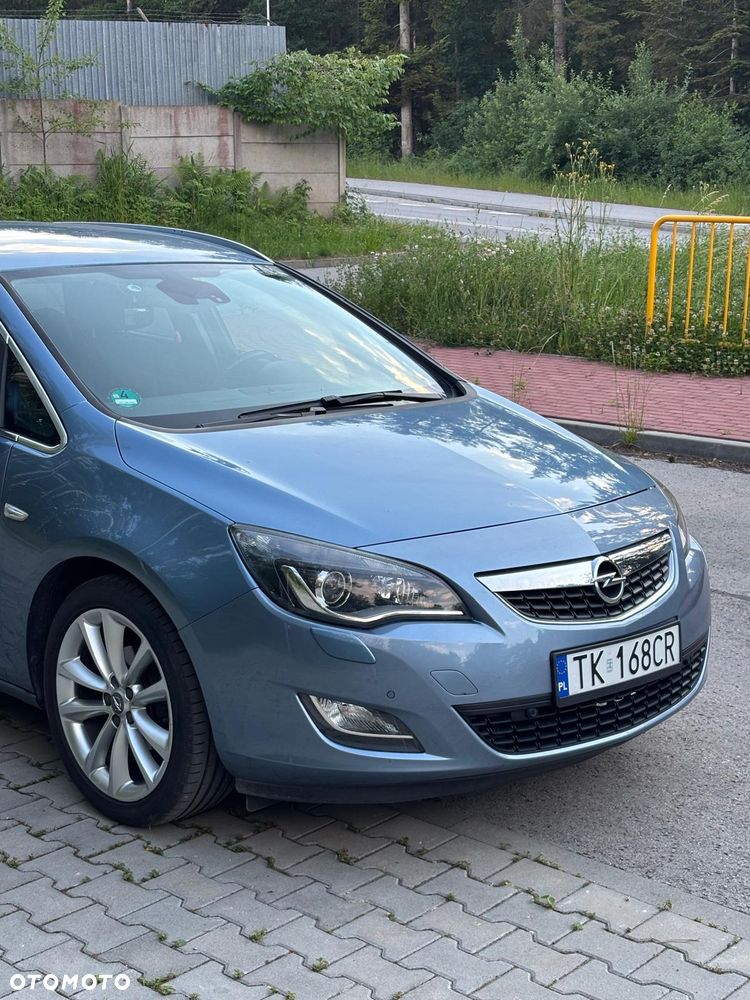 Opel Astra 1.4 Turbo Edition Sport - 2