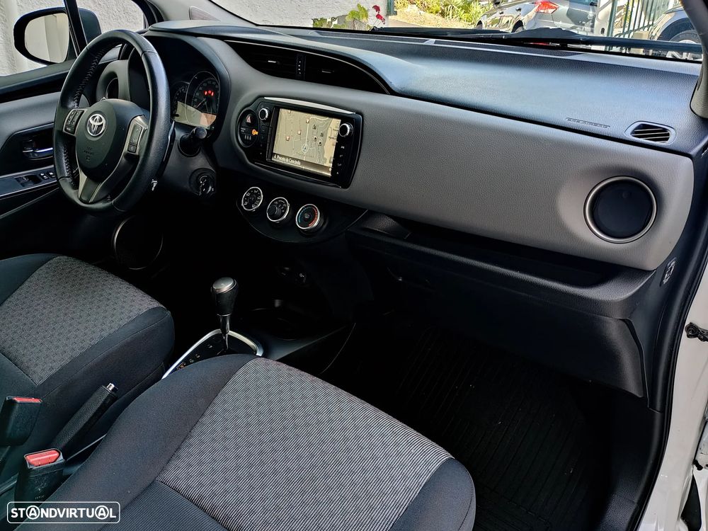 Toyota Yaris 1.33 VVT-i Multidrive S Comfort - 10