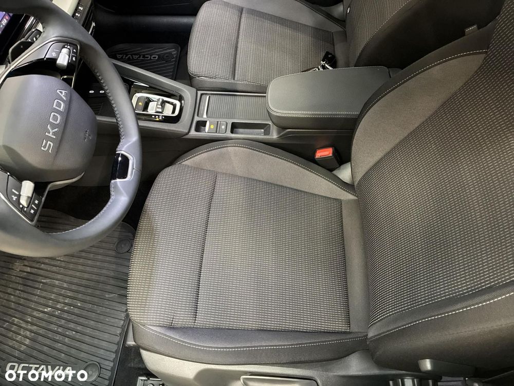Skoda Octavia - 12